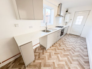 Photo 6- click for photo gallery